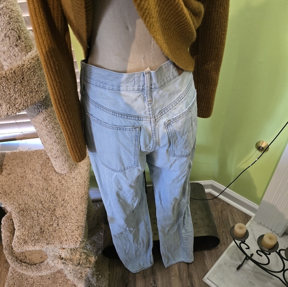 Women's Light Blue Jeans by Madewell - Picture 3 of 4